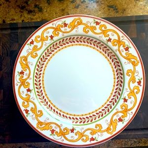 World Market set of 6 dinner plates, 1 pasta dish and 1 oval serving dish.